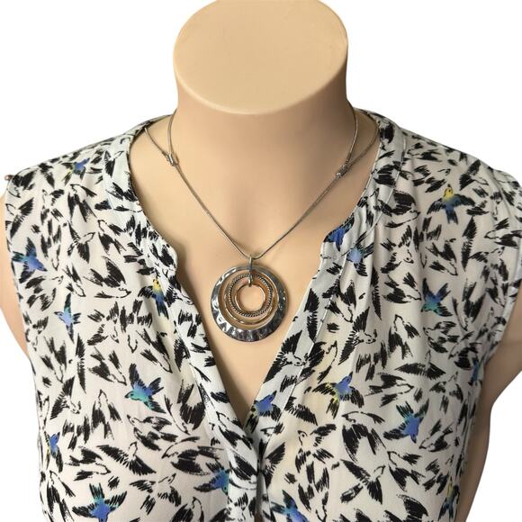 APT 9  Sleeveless Top Size 3X in White with Black Bird Print - Picture 5 of 10